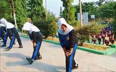 Tingkatkan Kebugaran dan Kebersamaan, SMP Negeri 1 Jumantono Gelar Senam Sehat Bersama