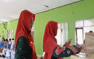 Dominasi Perolehan Suara, Pasangan Devana - Terry Resmi Terpilih Menjadi Ketua dan Wakil Ketua OSIS SMPN 1 Jumantono 2026/2027